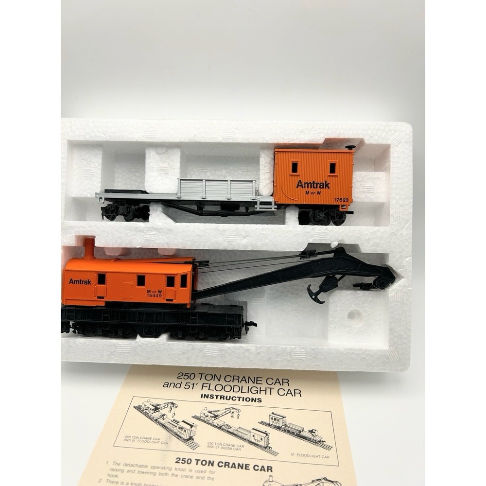 Bachmann HO Scale Amtrak Crane Car & Boom Tender‎ Maintenance Train Set